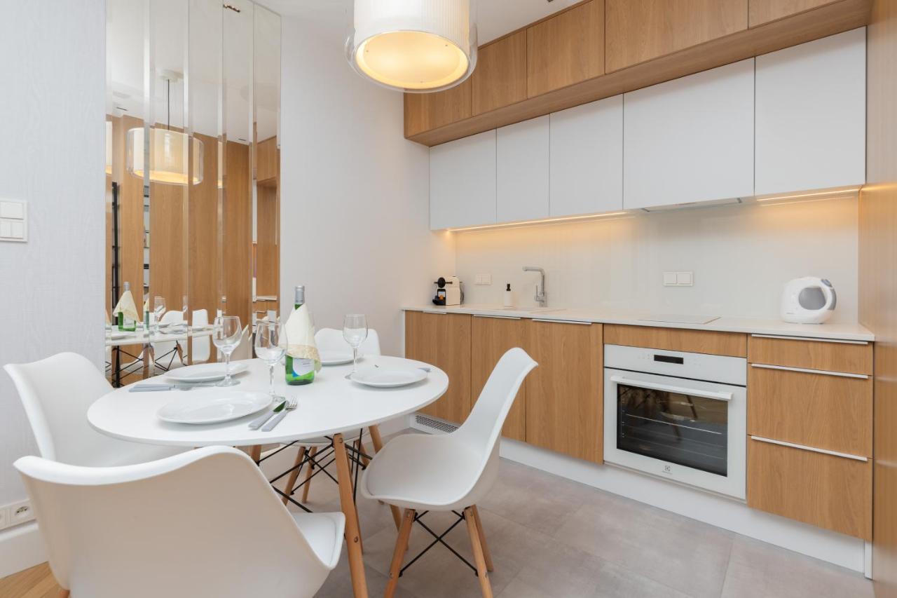 Mennica Residence - City Center Apartments By Noclegi Renters Warsaw Luaran gambar