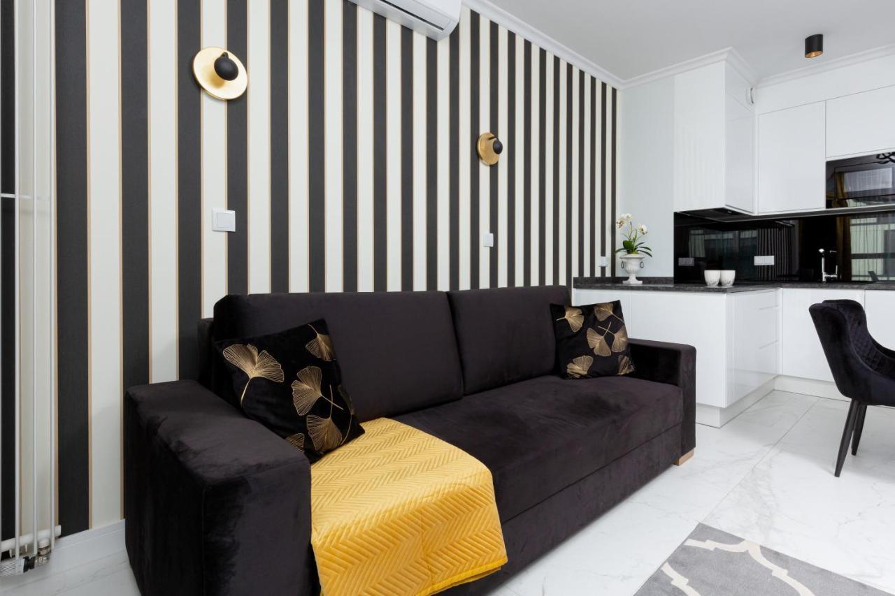 Mennica Residence - City Center Apartments By Noclegi Renters Warsaw Luaran gambar